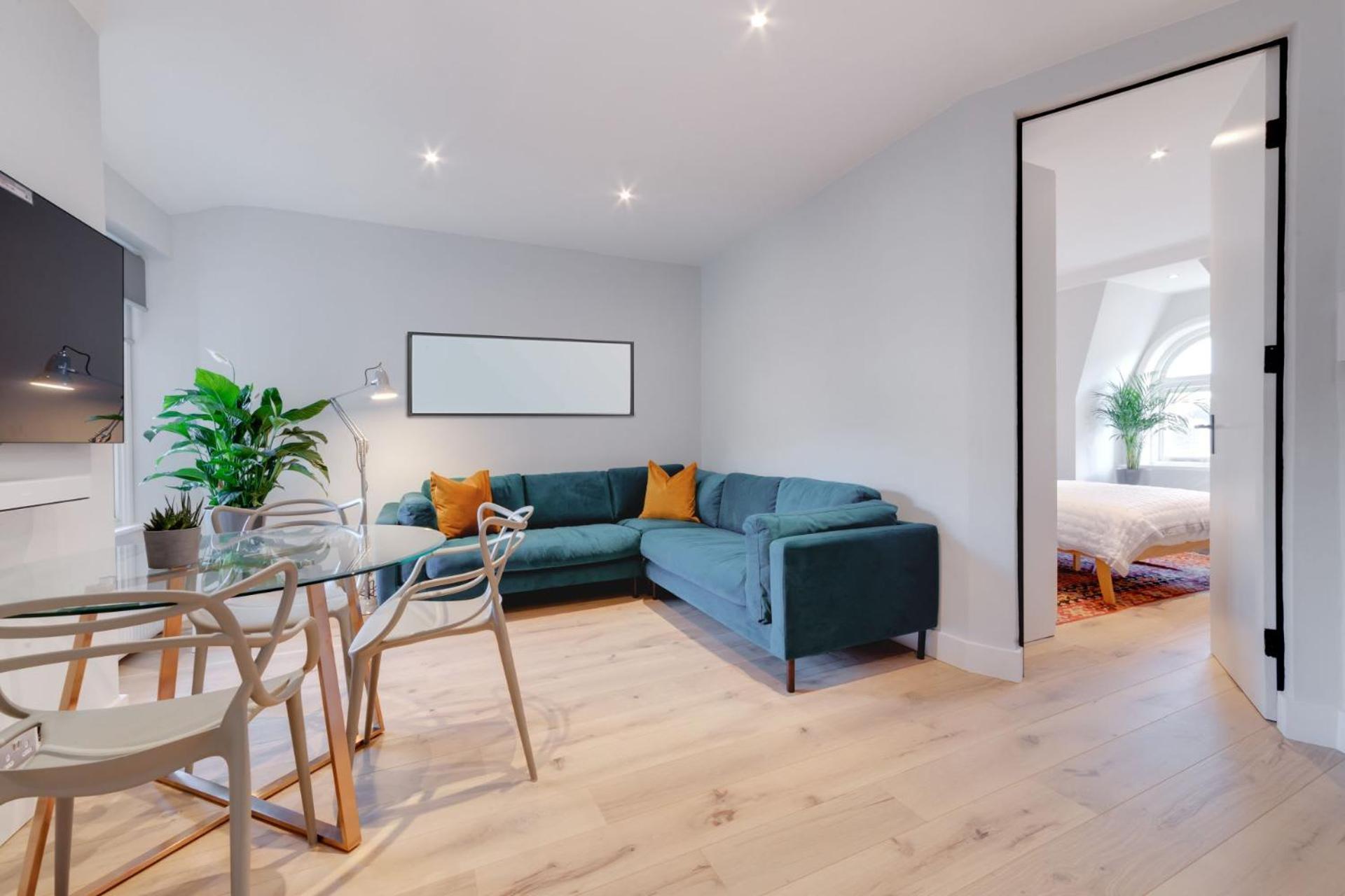 Stairway To Heaven - Fitzrovia - By Frankie Says Apartment Лондон Екстериор снимка